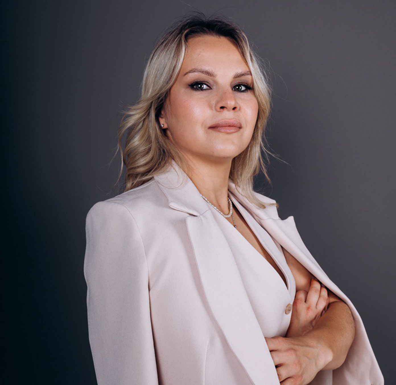Педагог, Психолог, Полиграфолог, Организатор выездных учебных мероприятий (лекционной и практической направленности) Зубарева Елизавета Владиславовна